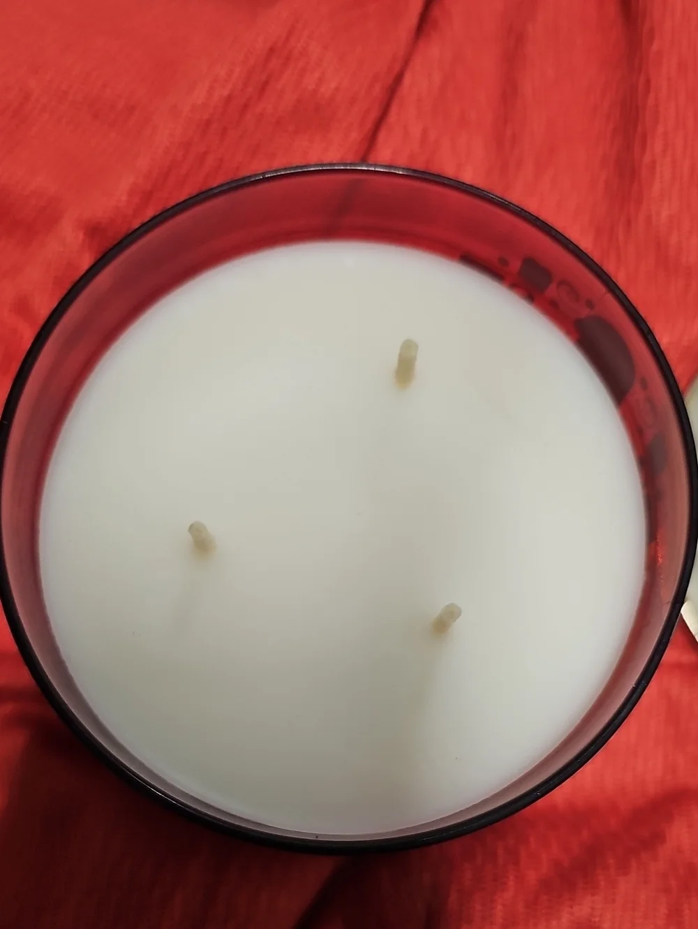 White Barn Bath & Body Works Raspberry Thumbprint 3-Wick Candle NWT - Picture 3 of 4